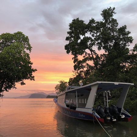 Nomad Divers Bangka Likupang Exterior foto
